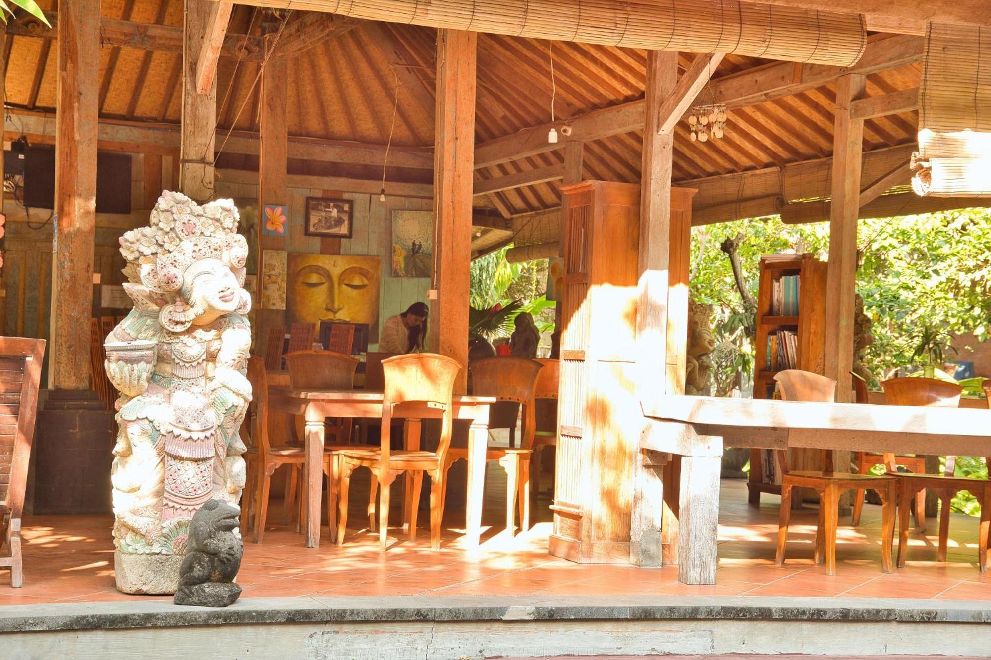 Bali Telaga Hati Yoga Healing And Retreat Center Hostel Sanur Exterior foto
