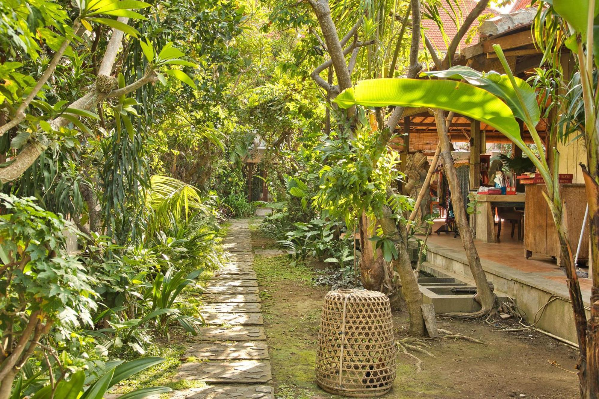 Bali Telaga Hati Yoga Healing And Retreat Center Hostel Sanur Exterior foto