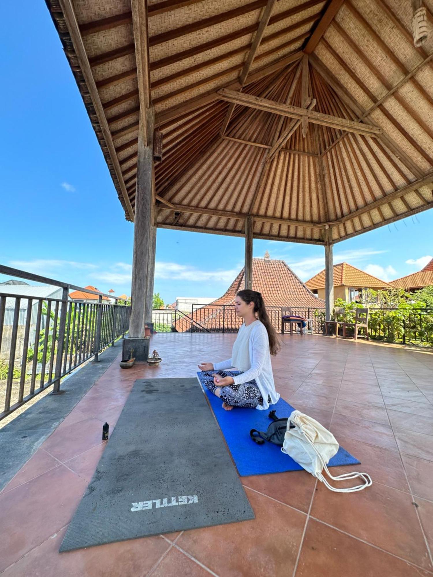 Bali Telaga Hati Yoga Healing And Retreat Center Hostel Sanur Exterior foto